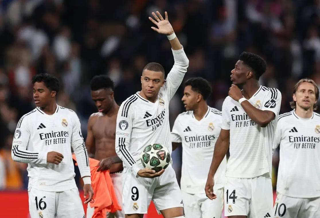 队配合和精 队配合和精