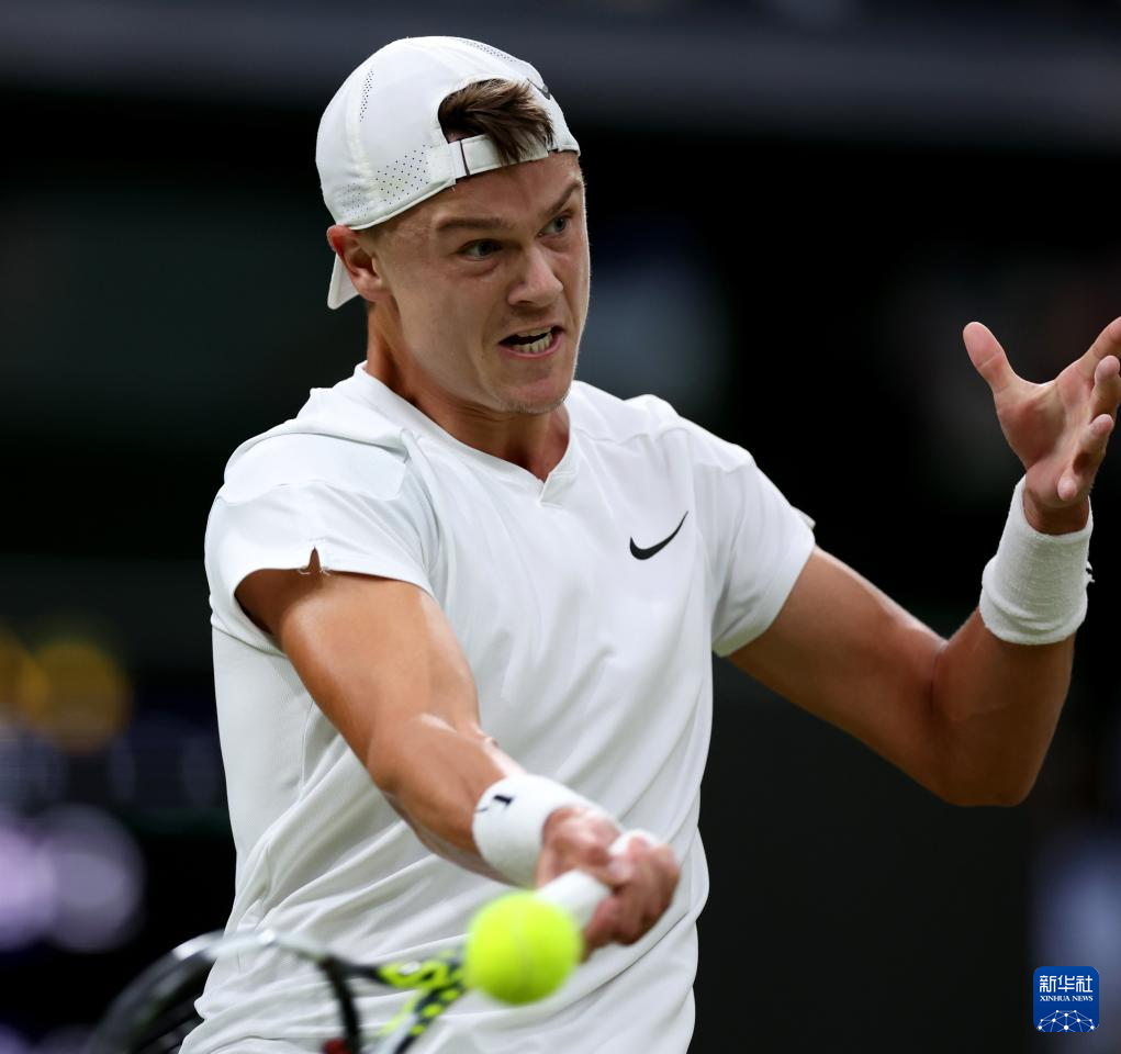 三镇教练组 三镇教练组