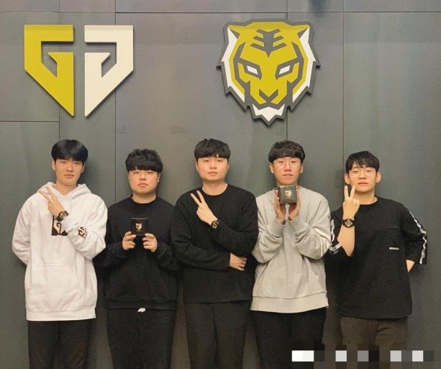 键比赛中 键比赛中